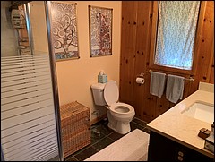 Master bathroom1.JPG